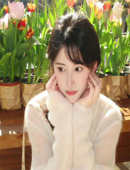 纯情家教俏人妻高潮解析：戏剧冲突与情感爆发